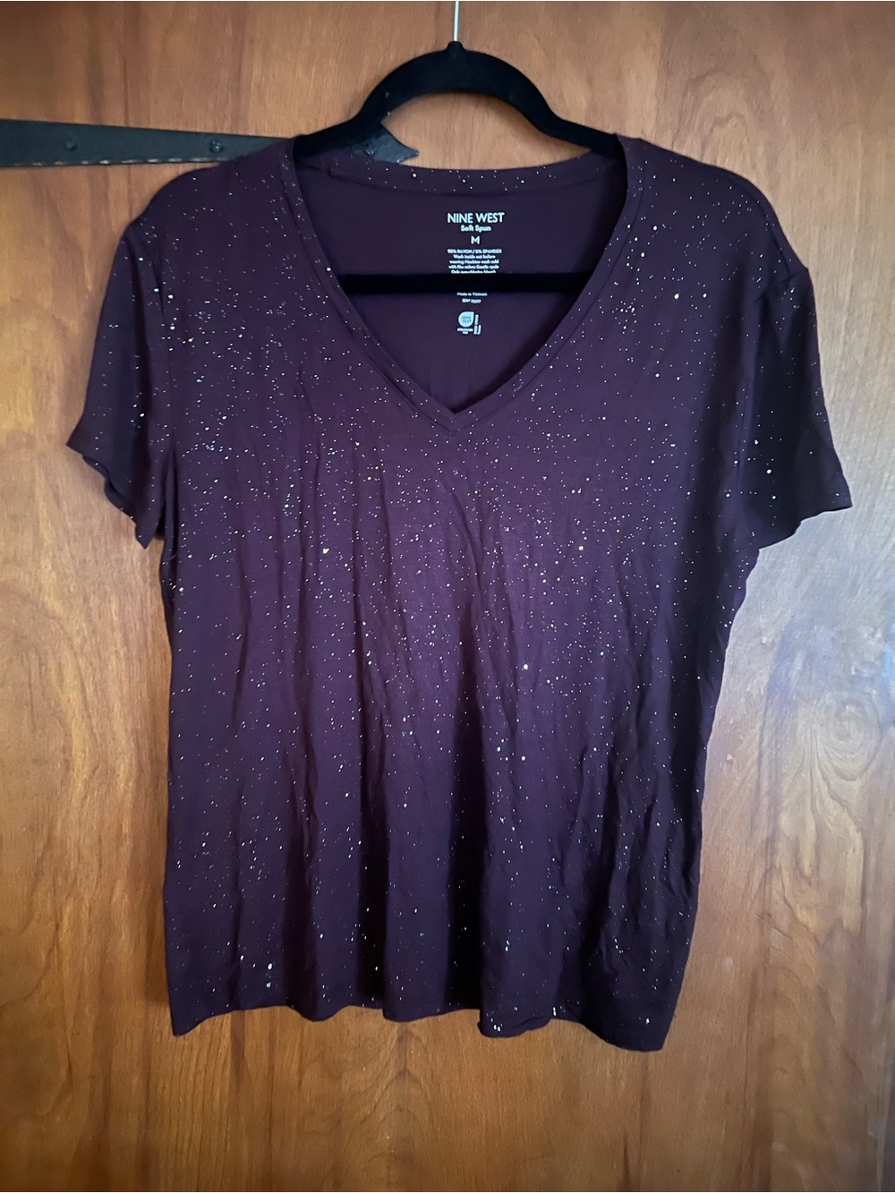 Nine West Women's V-Neck Short Sleeve Top - Plum with Speckle